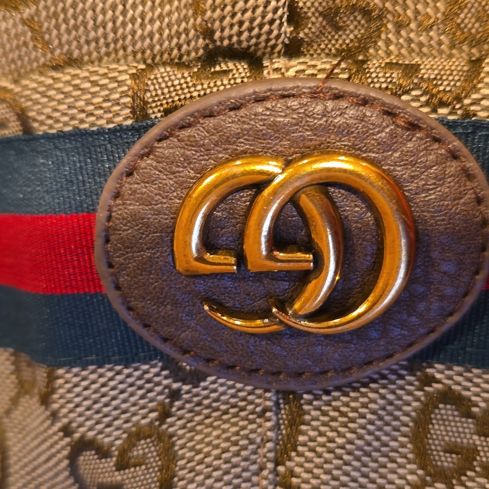 FASHION Monogram Beige Bucket Hat - Picture 4 of 5